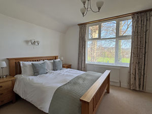 Photo 19- click for photo gallery